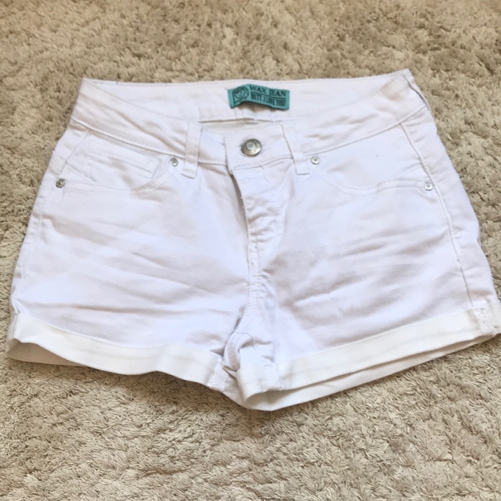 Supper comfortable White shorts